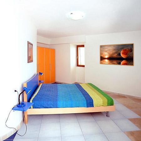 Appartamenti Castello بيسْكيتْشّي المظهر الخارجي الصورة